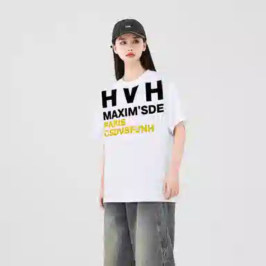 maxim's de paris logoT