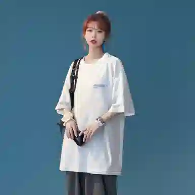 maxim's de paris LogoT