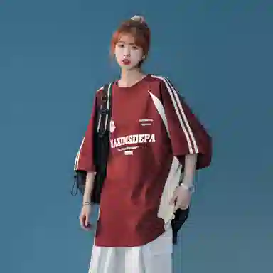 maxim's de paris LogoT