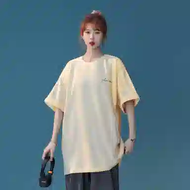 maxim's de paris logoT