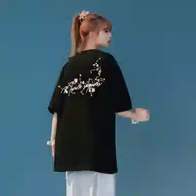 maxim's de paris logoT