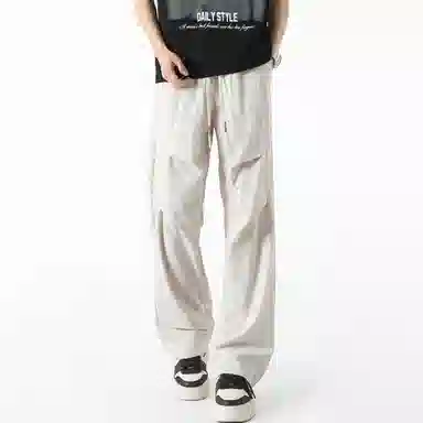 maxim's de paris logo