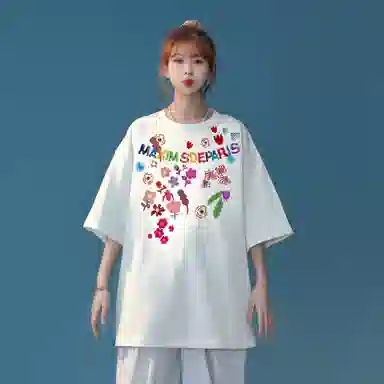 maxim's de paris logoT