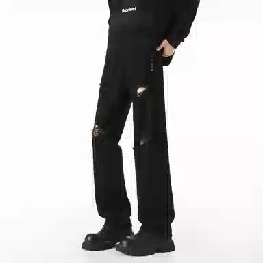 maxim's de paris ins