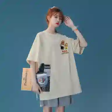 maxim's de paris logoT