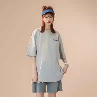 maxim's de paris LogoT