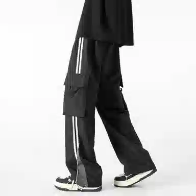 maxim's de paris logo