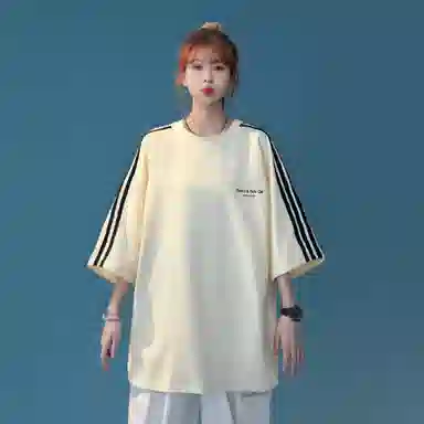 maxim's de paris LogoT