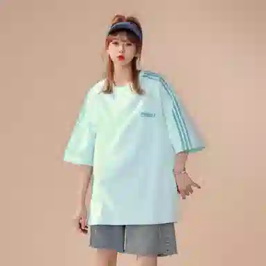 maxim's de paris LogoT