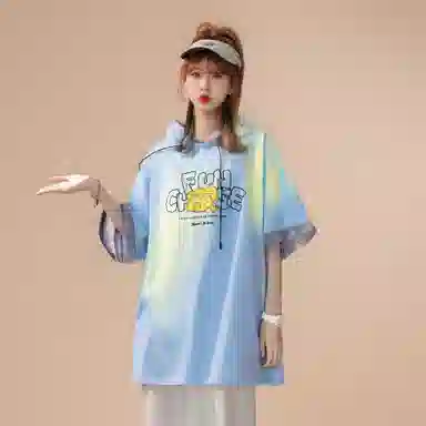 maxim's de paris logoT