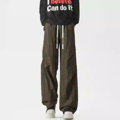 maxim's de paris vibe