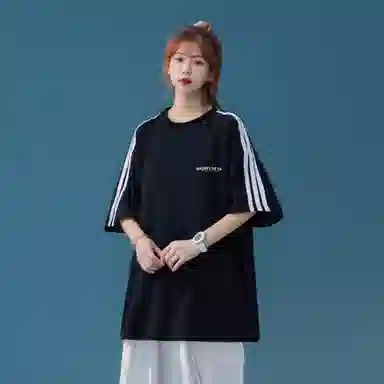 maxim's de paris logoT