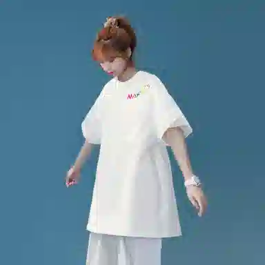 maxim's de paris 260logoT