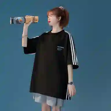 maxim's de paris 260g logoT