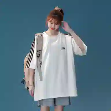 maxim's de paris 260 logoT