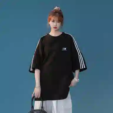 maxim's de paris 260 logoT