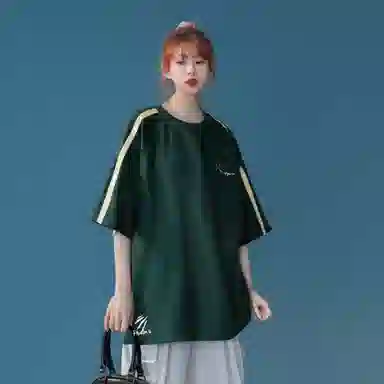 maxim's de paris logoT