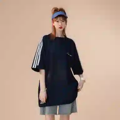 maxim's de paris 260glogoinsT