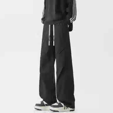 maxim's de paris vibe