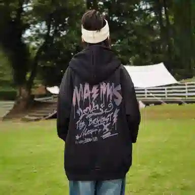 maxim's de paris logo