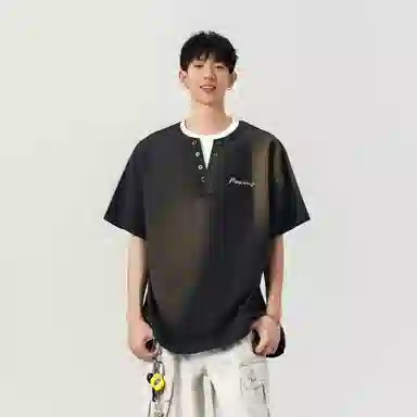 maxim's de paris logoT