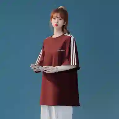 maxim's de paris 260glogoinsT