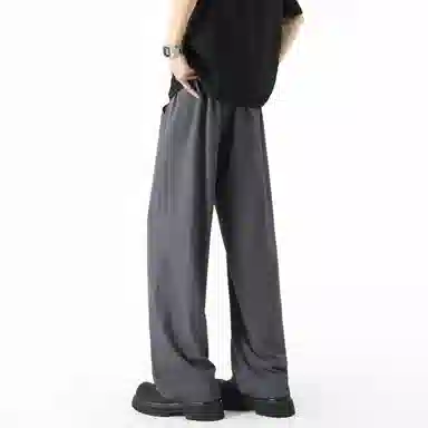 maxim's de paris logo