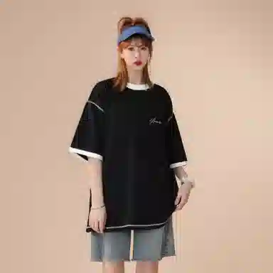 maxim's de paris logoT