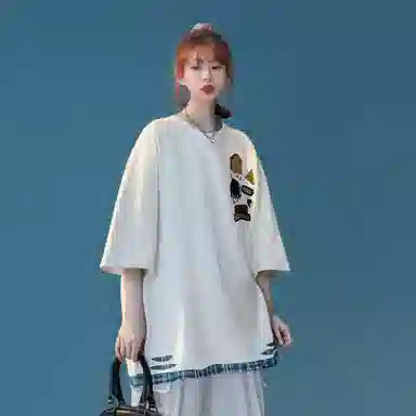 maxim's de paris LogoT