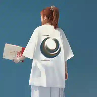 maxim's de paris logoT