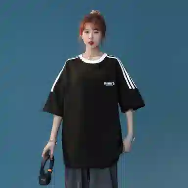 maxim's de paris logoT