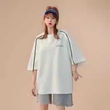 maxim's de paris logoT