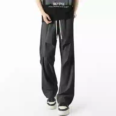 maxim's de paris logo