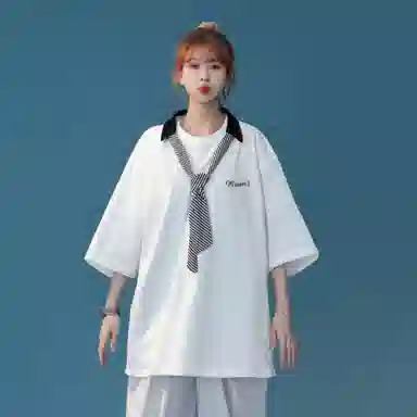 maxim's de paris logoT