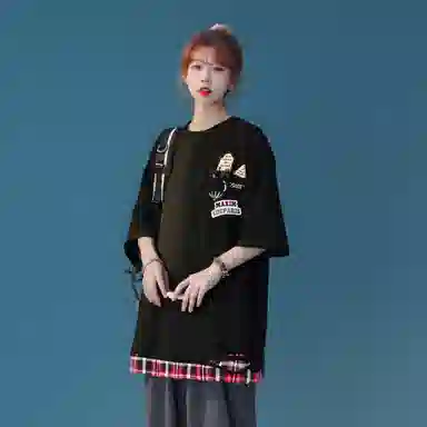 maxim's de paris LogoT