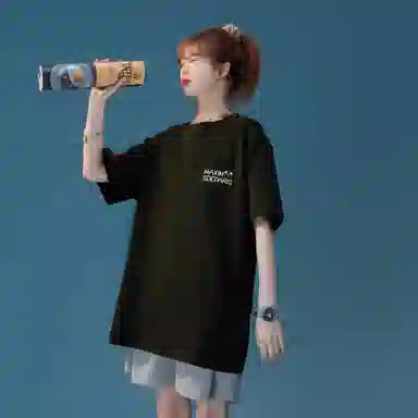 maxim's de paris LOGOT