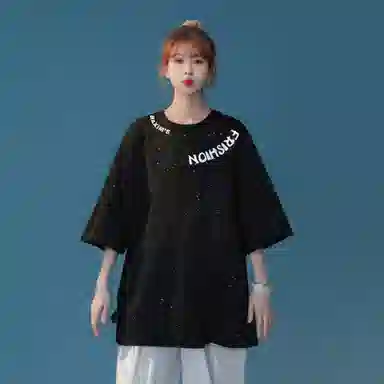 maxim's de paris logoT