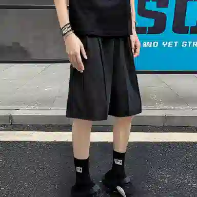 maxim's de paris vibe