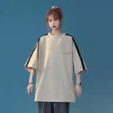 maxim's de paris logoT