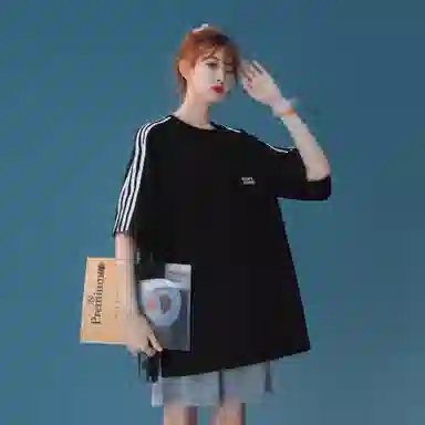 maxim's de paris 260g logoT