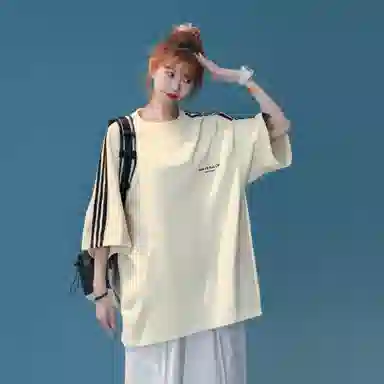 maxim's de paris LogoT