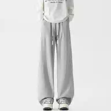 maxim's de paris vibe