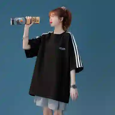 maxim's de paris LOGOT