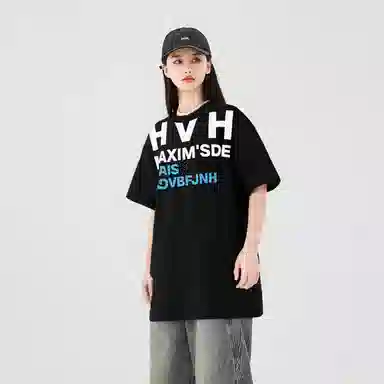 maxim's de paris logoT