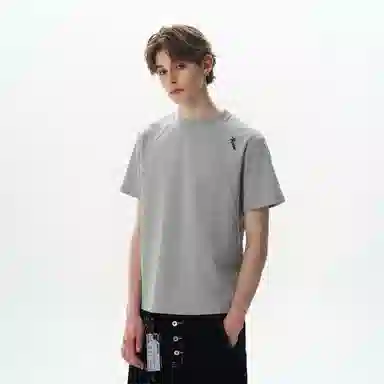 maxim's de paris inslogoT