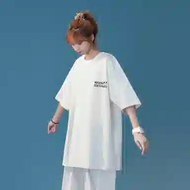 maxim's de paris LOGOT