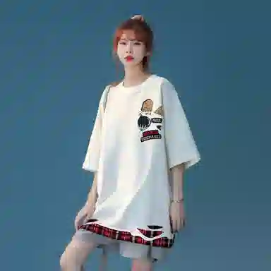 maxim's de paris LogoT