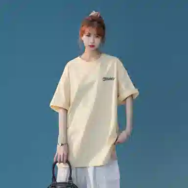 maxim's de paris LogoT