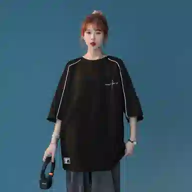 maxim's de paris logoT