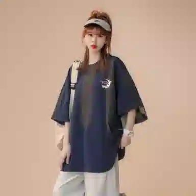 maxim's de paris 260GLogoT